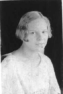 lacey gladys 1932 hs photo.jpg